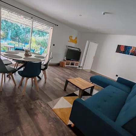 Mas De La Maleroubine * Nimes